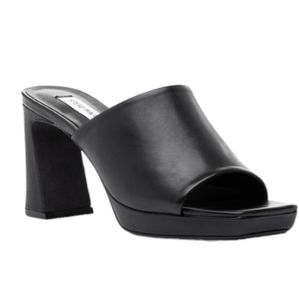 Steve Madden Women's Dedicate Sandal Black Leather Size 6.5